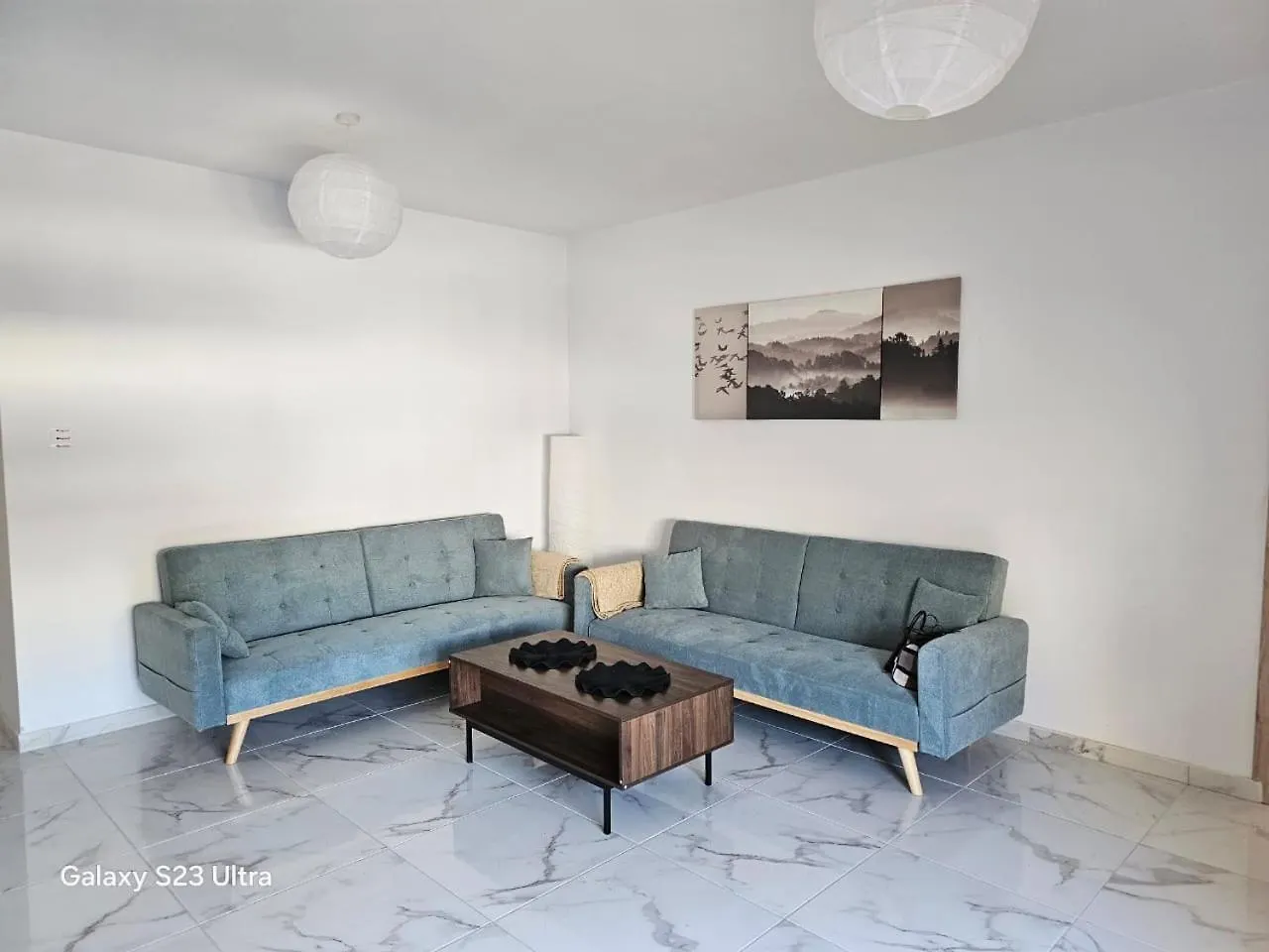 Center Point Apartment Larnaca